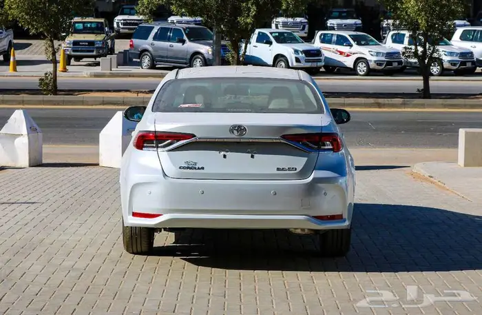 كورولا أكس ال آي مطور ابيض عرض خاص 6