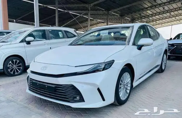تويوتا كامري نص فل موديل 2025 كاش و اقساط 1