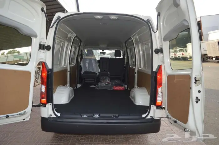 تويوتا باص هاي اس 2026 ديزل ابواب مفصلية عبداللطيف جميل 2