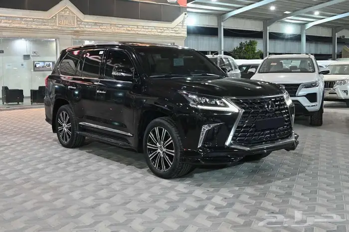 لكزس LX570s 2021 فل سعودي 2