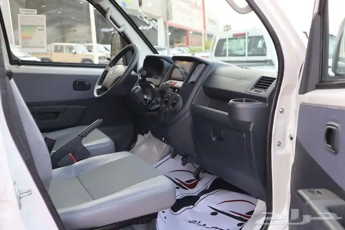 تويوتا لايت اس فان بنزين 2025 سعودي متوفر جير عادي و تماتيك 13