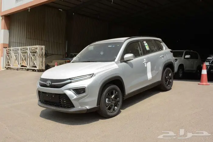 تويوتا أوربان 2026 ستاندر GL 1.5 بالنقد والتقسيط 1