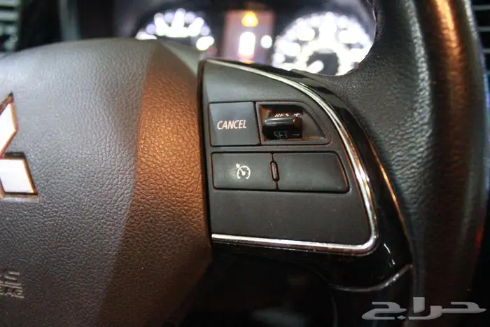 ميتسوبيشي اوتلاندر 2020 رصاصي بطاقة جمركية 28