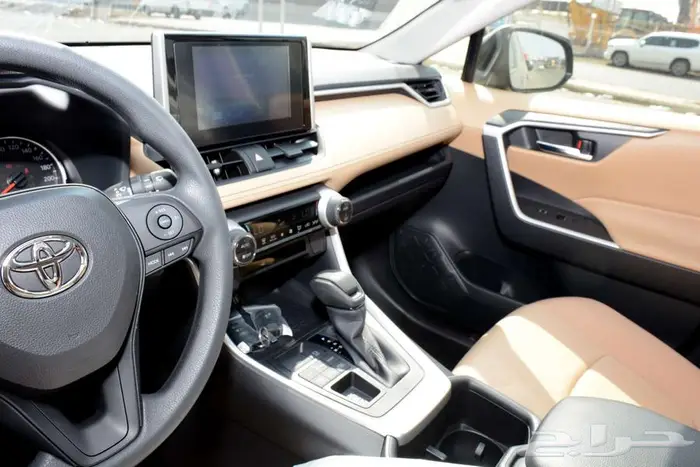 تويوتا راف فور 2025 XLE بنزين فتحة بالنقد والتقسيط 9