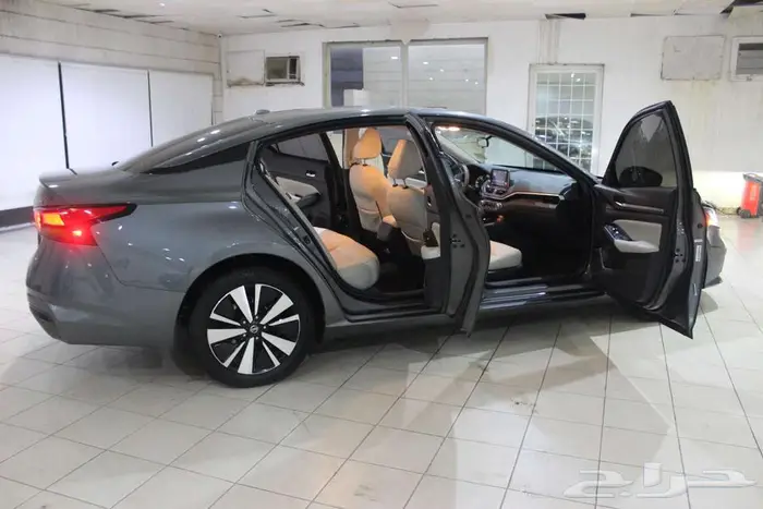 نيسان ألتيما 2021 رصاصي بوية بلدها بطاقة جمركيه أمريكي 33