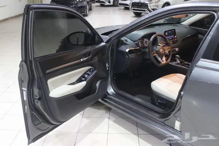 نيسان ألتيما 2021 رصاصي بوية بلدها بطاقة جمركيه أمريكي 60