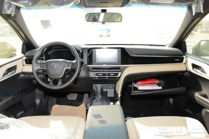 تويوتا كامري 2025 E ستاندر بنزين بالنقد او التقسيط 5