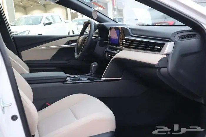 تويوتا كامري LE هايبرد 2025 سعودي مبيعات البنوك 13