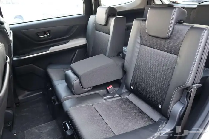 تويوتا فيلوز GLX بنزين 2025 تأجير تمليك نسبة هامش ربح 1.80 20