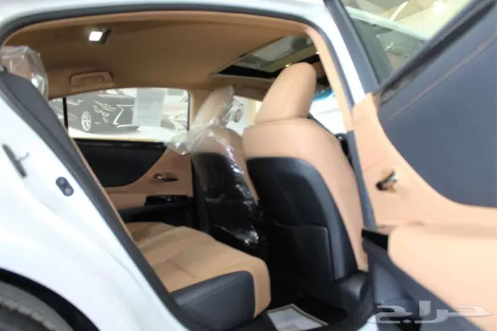لكزس - ES250 AA -خليجي-2025-جناح-تشغيل عن بعد-ازياق جانبيه 13