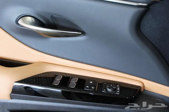 لكزس - ES250 AA -خليجي-2025-جناح-تشغيل عن بعد-ازياق جانبيه 19
