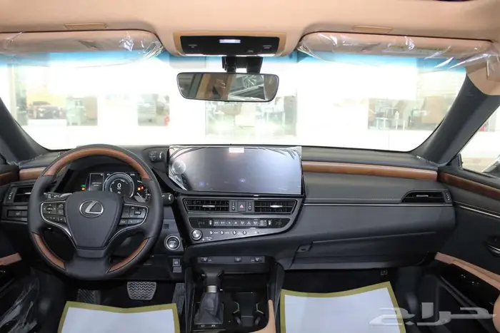 لكزس - ES300 Bh هايبرد - 2025 نص فل خليجي سعر 189900 9