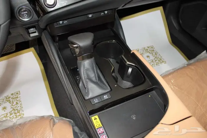 لكزس - ES300 Bh هايبرد - 2025 نص فل خليجي سعر 189900 15