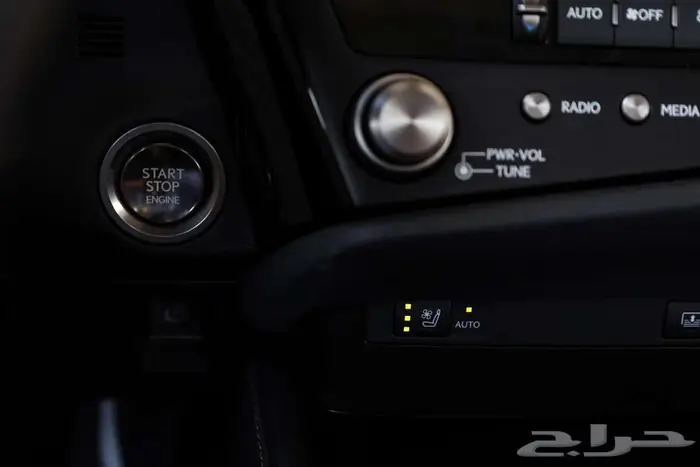 لكزس CC ES -350 بلس فل كامل موديل 2025 - بريمي 14