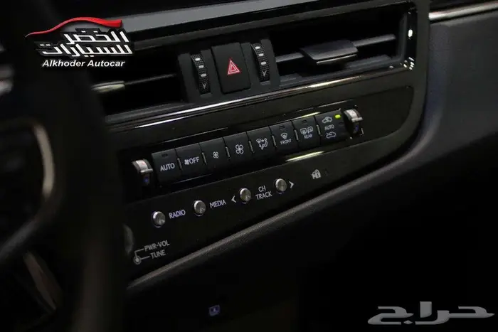 لكزس اي اس 250 2025 عرض خاص 11