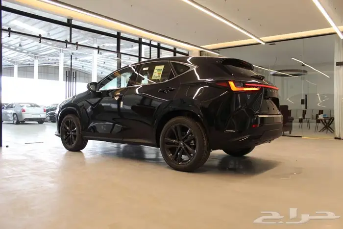 لكزس NX350 2026 4