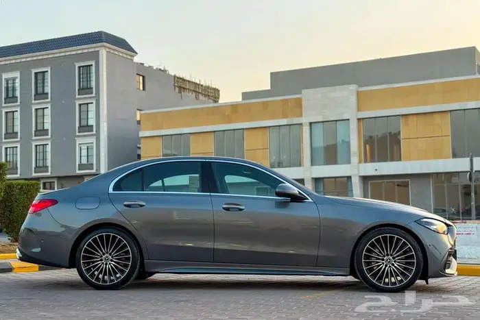 مرسيدس C200 AMG 2025 رمادي خليجي 2