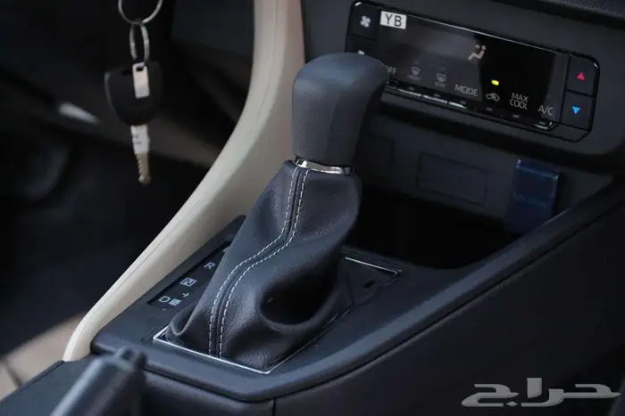 تويوتا يارس y استاندر 2026 5