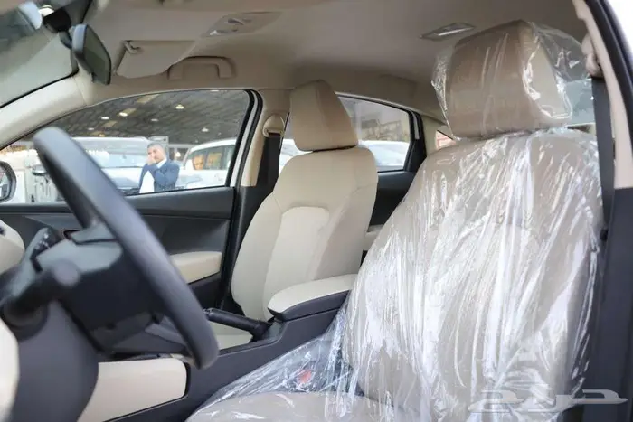 تويوتا يارس y استاندر 2026 9