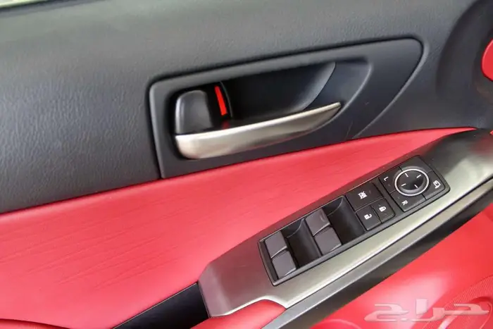 لكزس - is 350 - F Sport - فل كامل - خليجي - 2025 14