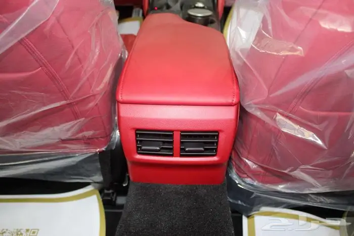 لكزس - is 350 - F Sport - فل كامل - خليجي - 2025 6