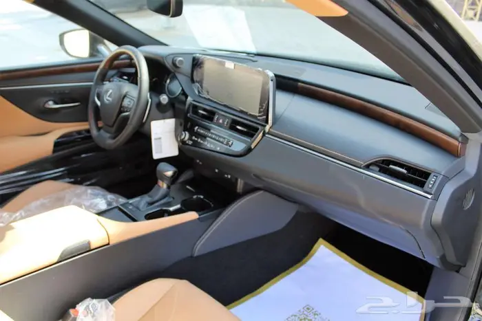 لكزس - ES 250 - لاكجيري - نص فل - خليجي -2025 9