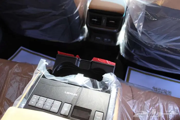 لكزس - ES 250 - لاكجيري - نص فل - خليجي -2025 14