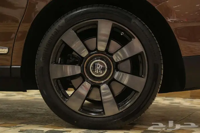 رولز رويس كولينان 2023 قمة الفخامة على الطرقات 5