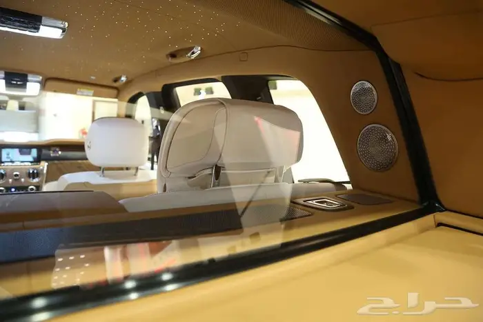 رولز رويس كولينان 2023 قمة الفخامة على الطرقات 23