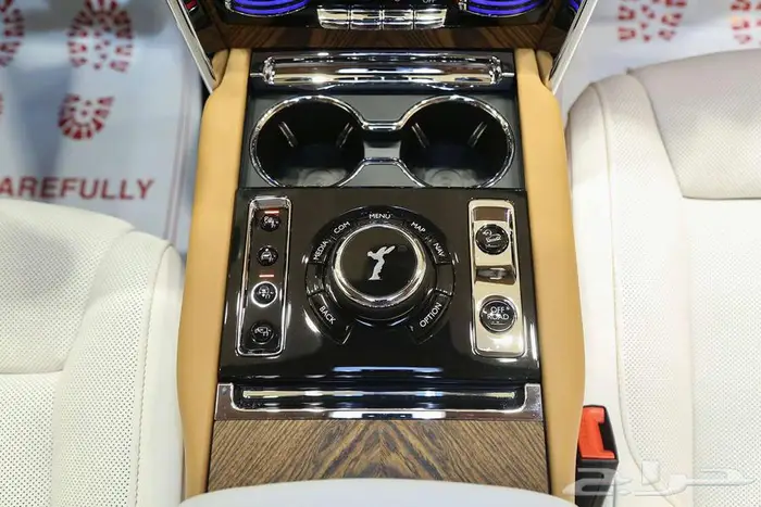 رولز رويس كولينان 2023 قمة الفخامة على الطرقات 29