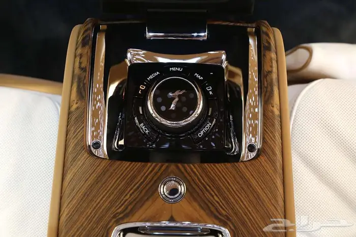 رولز رويس كولينان 2023 قمة الفخامة على الطرقات 37