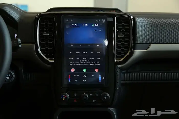 شريكك على الطريق فورد إيفرست 2025 XLS 12