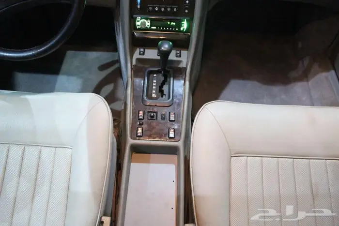 مرسيدس 1987 اس اي ال 560 أمريكي بطاقة جمركيه 21