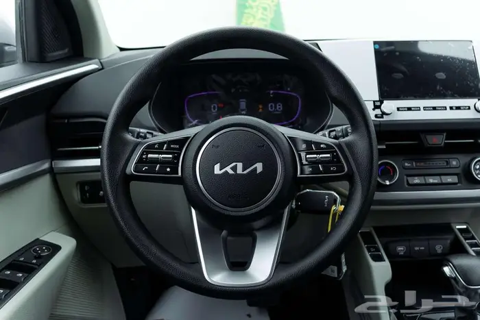 كيا كارينز GL اقل سعر علي التمويل مع الدمعان 2025 6