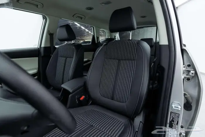 كيا كارينز GL اقل سعر علي التمويل مع الدمعان 2025 14