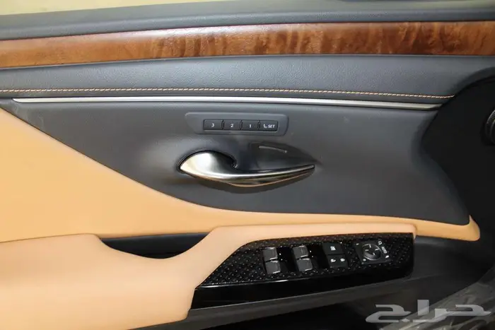 لكزس-ES350-CC plus-رادار-شنطه كهربا-ستاير جانبيه-خليجي-2025 17