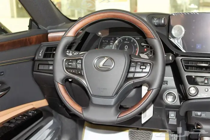 لكزس-ES350-CC plus-رادار-شنطه كهربا-ستاير جانبيه-خليجي-2025 14