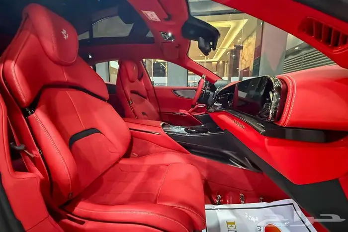 فيراري بورسانجوي V12 SUV 2024 ابيض سعودي تحت الضمان 5