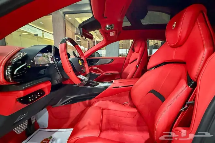 فيراري بورسانجوي V12 SUV 2024 ابيض سعودي تحت الضمان 8