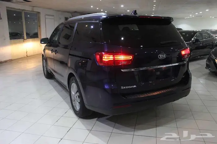 كيا كارنيفال 2020 ازرق بطاقة جمركية 9