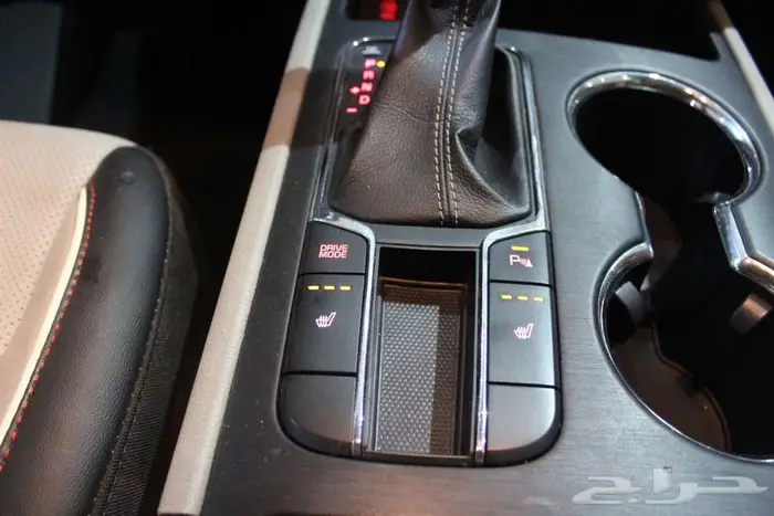 كيا كارنيفال 2020 ازرق بطاقة جمركية 44