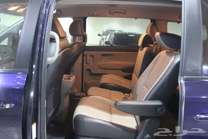 كيا كارنيفال 2020 ازرق بطاقة جمركية 58