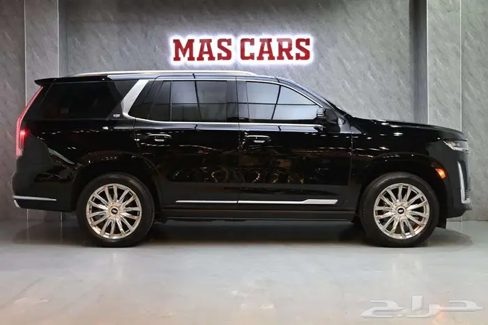 كاديلاك اسكاليد 600 2023 سعودي 3