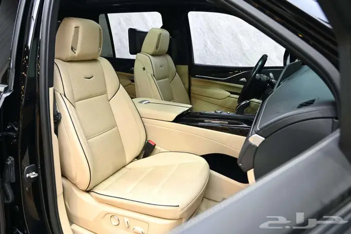 كاديلاك اسكاليد 600 2023 سعودي 16