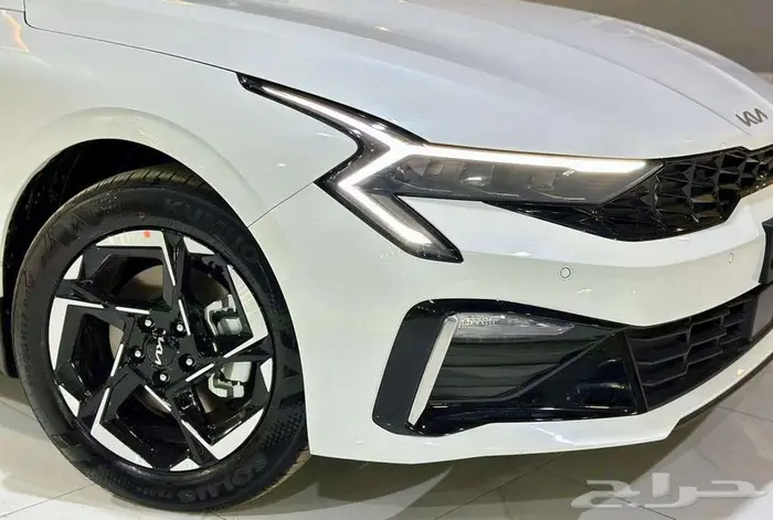 كيا K5 ستاندر مطور 2025 توفر أقساط لدى خالد 4