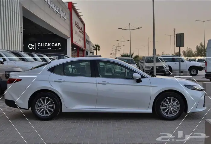 تيوتا كامري E موديل 2025 أقل هامش ربح وأقل قسط شهري 4