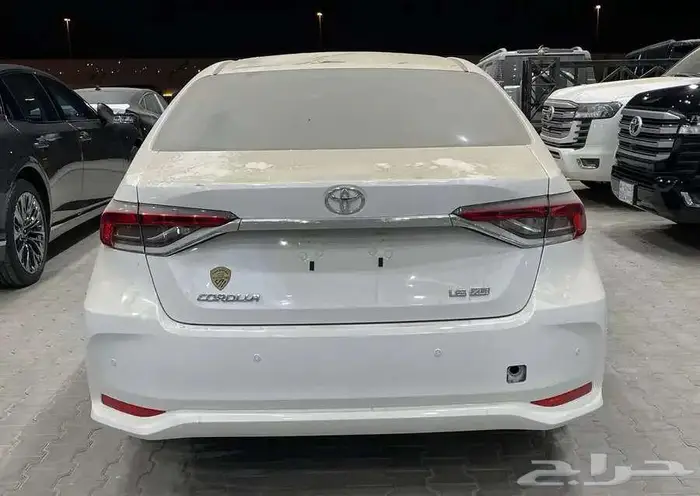 تويوتا كورولا XLI 1.6 بنزين بريمي 2025 4