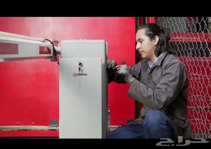 بوابة مواقف السيارات   تركيب وصيانة   ريموت   كارت   استكر 0