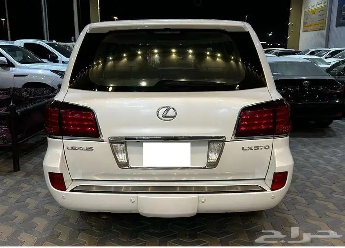 منوة المستخدم LX 570 سعودي فل كامل البيع 132000 11