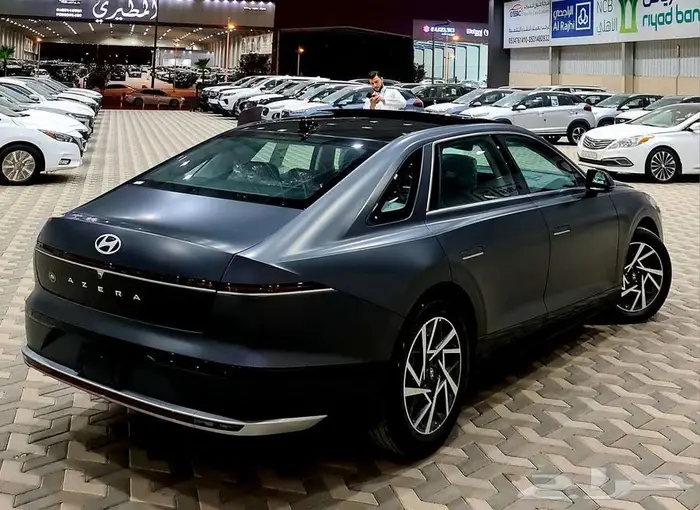 هيونداي ازيرا كلاسيك 2025 4